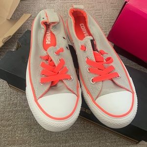 Brand new never been worn. Super cute sneakers perfect for year round.